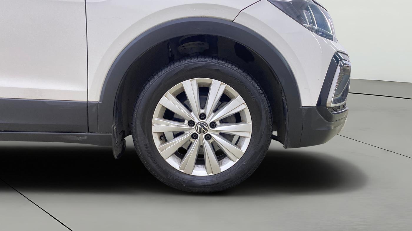 2022 Volkswagen TAIGUN COMFORTLINE 1.0 TSI MT, Petrol, Manual, 41,539 km, Right Front Wheel