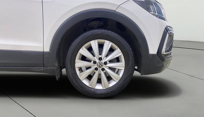 2022 Volkswagen TAIGUN COMFORTLINE 1.0 TSI MT, Petrol, Manual, 41,539 km, Right Front Wheel