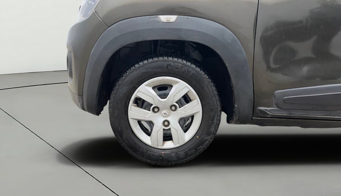 2017 Renault Kwid RXT 1.0 AMT (O), Petrol, Automatic, 50,004 km, Left Front Wheel