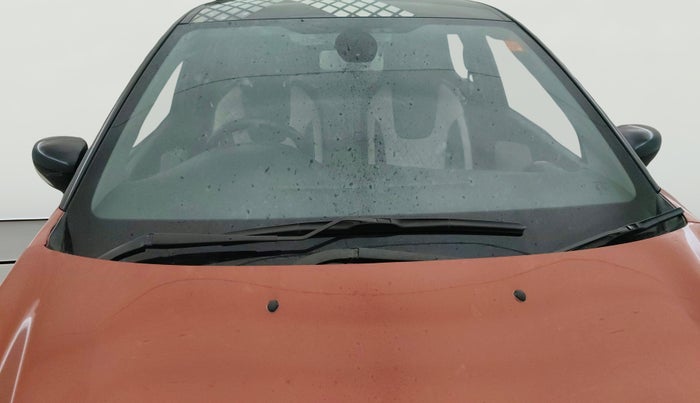 2017 Renault Captur PLATINE DIESEL , Diesel, Manual, 95,011 km, Front Windshield