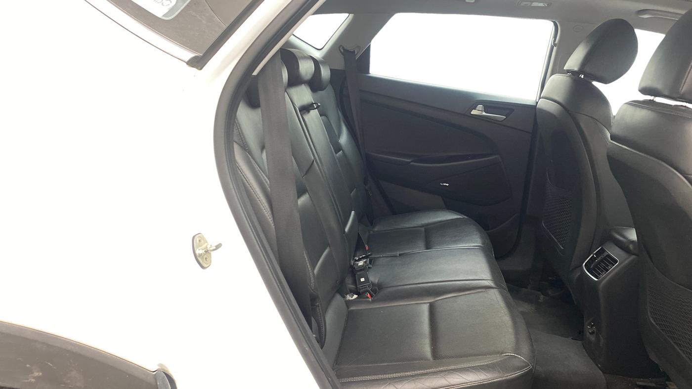2020 Hyundai Tucson GL (O) 2WD AT, Diesel, Automatic, 1,40,820 km, Right Side Rear Door Cabin
