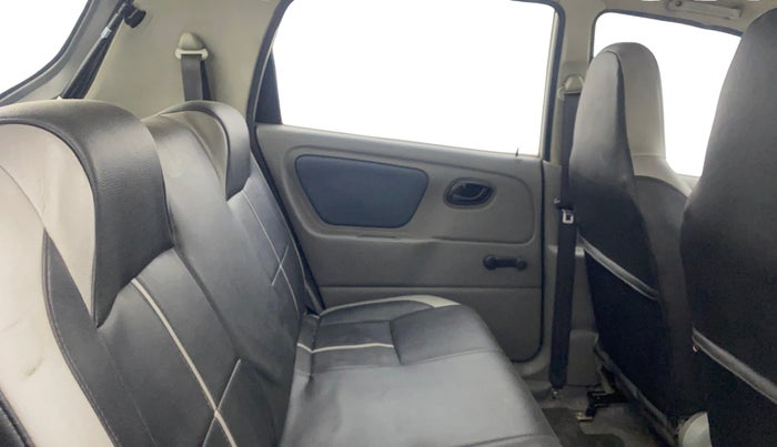 2013 Maruti Alto K10 VXI, Petrol, Manual, 53,534 km, Right Side Rear Door Cabin
