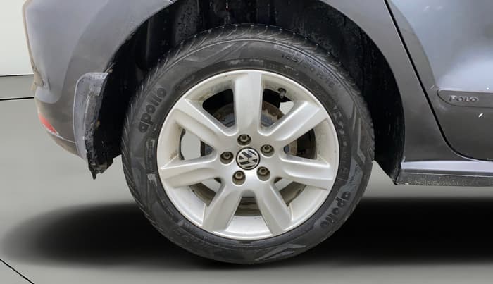 2014 Volkswagen Polo COMFORTLINE 1.2L, CNG, Manual, 26,474 km, Right Rear Wheel