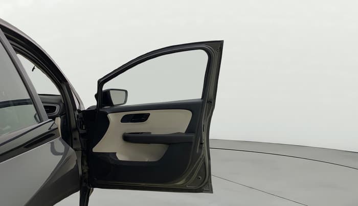 2022 Tata ALTROZ XE PETROL, Petrol, Manual, 84,722 km, RHS Front Door