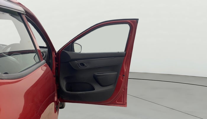 2020 Renault Kwid RXL, Petrol, Manual, 50,927 km, RHS Front Door