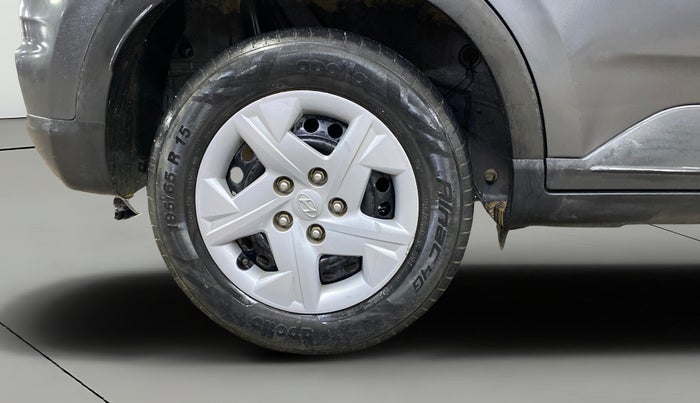 2021 Hyundai VENUE S+ 1.2, Petrol, Manual, 53,388 km, Right Rear Wheel