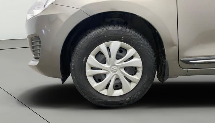 2023 Maruti Swift VXI, Petrol, Manual, 38,329 km, Left Front Wheel