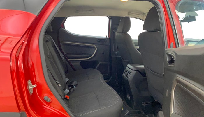 2021 Renault Kiger RXZ TURBO MT DUAL TONE, Petrol, Manual, 76,799 km, Right Side Rear Door Cabin