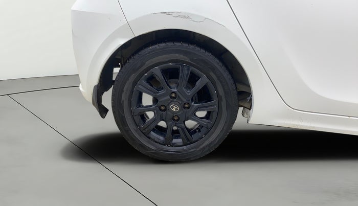 2021 Tata Tiago XT LIMITED EDITION PETROL, CNG, Manual, 1,04,937 km, Right Rear Wheel