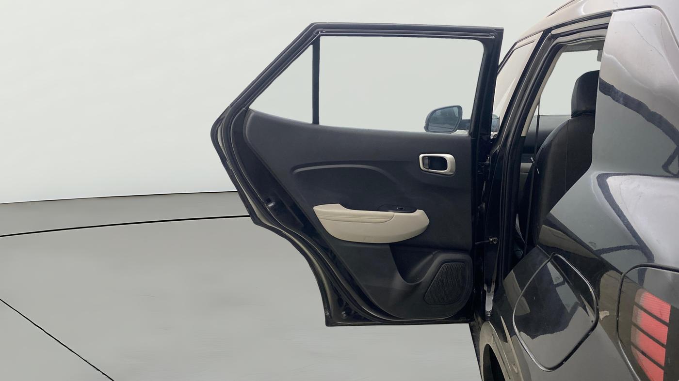 2023 Hyundai VENUE SX (O) 1.0 TURBO DCT, Petrol, Automatic, 46,660 km, LHS Rear Door