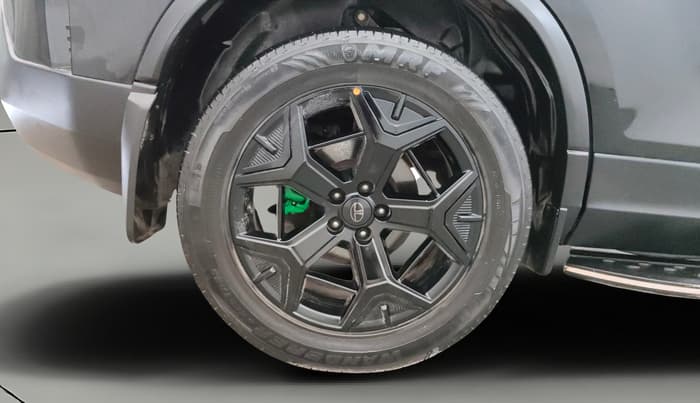2024 Tata Harrier FEARLESS DARK EDITION AT, Diesel, Automatic, 44,841 km, Right Rear Wheel