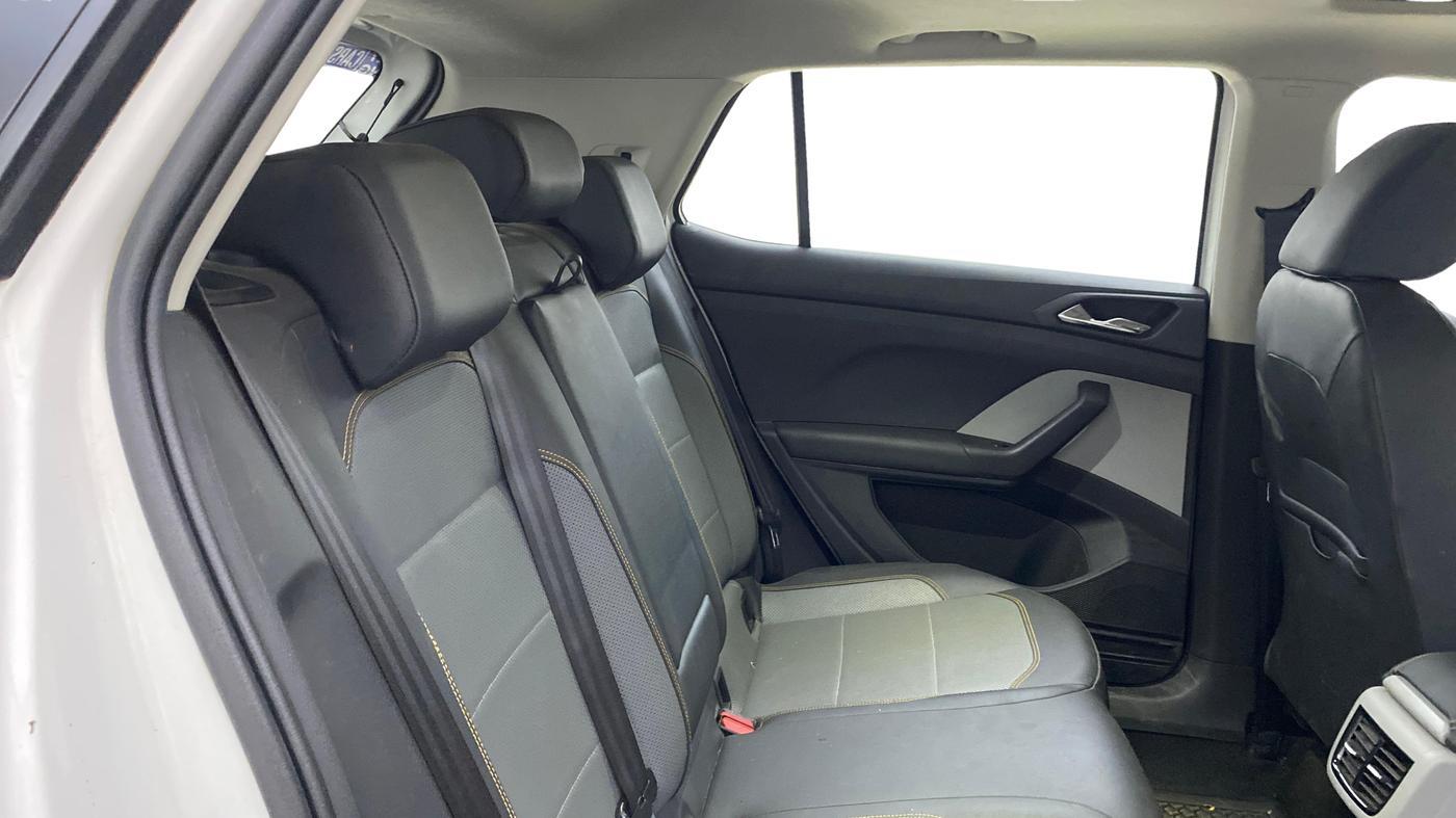 2021 Skoda KUSHAQ STYLE 1.0L TSI AT, Petrol, Automatic, 28,906 km, Right Side Rear Door Cabin