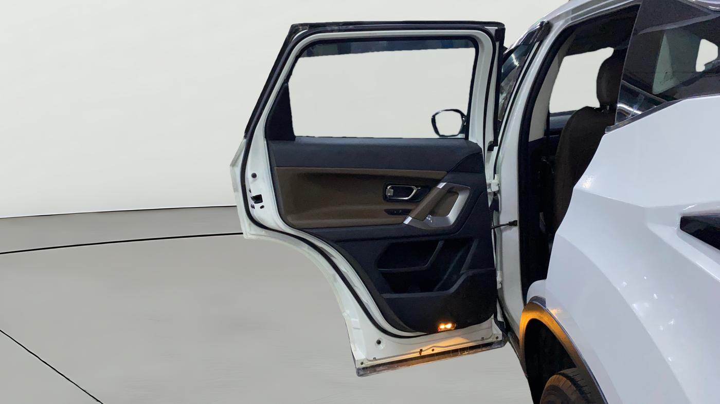 2022 Tata Harrier XZ SUNROOF 2.0L, Diesel, Manual, 46,528 km, LHS Rear Door