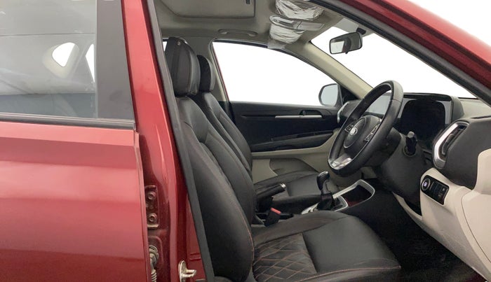 2020 KIA SONET HTX 1.0 IMT, Petrol, Manual, 17,607 km, Right Side Front Door Cabin