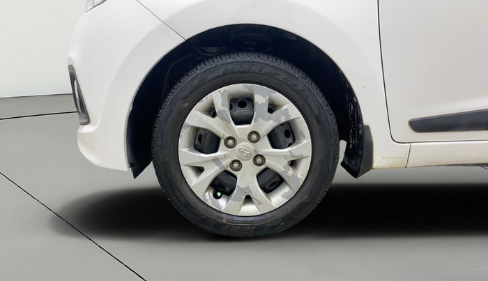 2016 Hyundai Grand i10 SPORTZ 1.2 KAPPA VTVT, Petrol, Manual, 73,649 km, Left Front Wheel