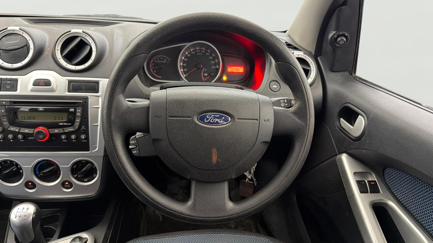 2014 Ford Figo TITANIUM 1.2 PETROL, Petrol, Manual, 50,786 km, Steering Wheel Close Up
