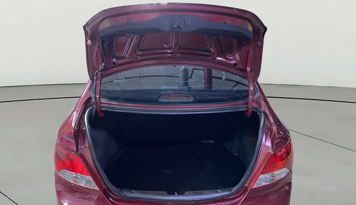 2014 Hyundai Verna FLUIDIC 1.6 VTVT SX, Petrol, Manual, 82,833 km, Boot Open Zoomed View