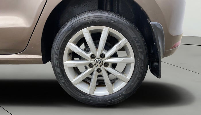 2018 Volkswagen Polo HIGHLINE PLUS 1.0 16 ALLOY, Petrol, Manual, 50,643 km, Left Rear Wheel