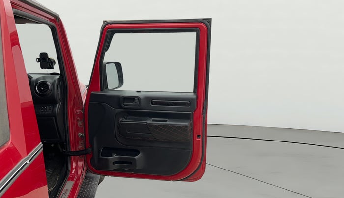 2022 Mahindra Thar LX PETROL HT 4WD AT, Petrol, Automatic, 16,507 km, RHS Front Door