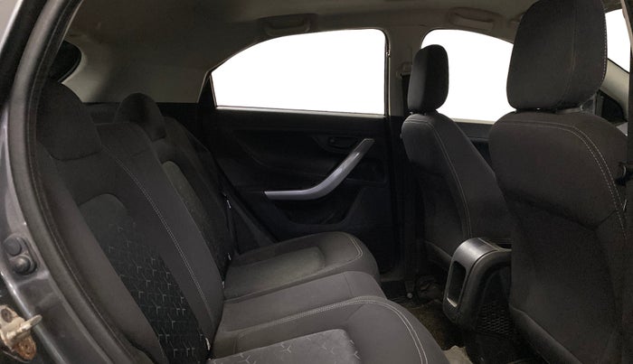 2021 Tata NEXON XM SUNROOF PETROL, Petrol, Manual, 82,040 km, Right Side Rear Door Cabin