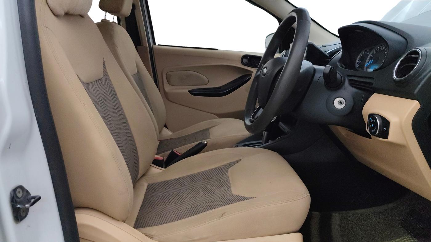 2015 Ford Figo Aspire TITANIUM 1.5 PETROL AT, Petrol, Automatic, 1,17,446 km, Right Side Front Door Cabin