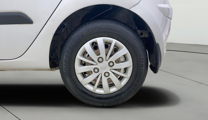 2015 Hyundai i10 SPORTZ 1.1, Petrol, Manual, 47,598 km, Left Rear Wheel