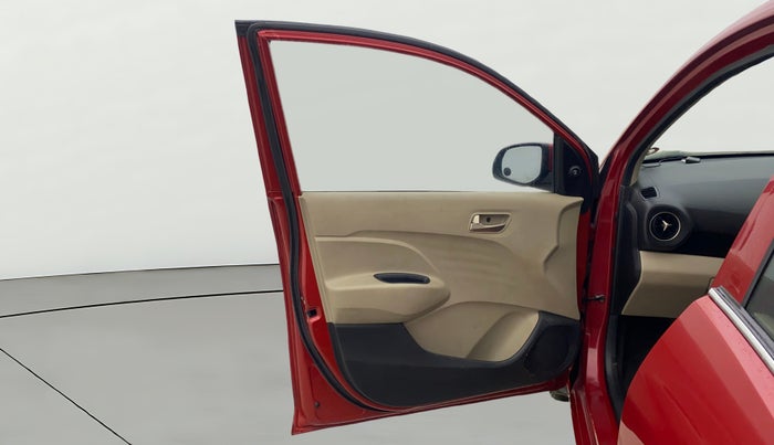 2019 Hyundai NEW SANTRO MAGNA, Petrol, Manual, 82,434 km, LHS Front Door