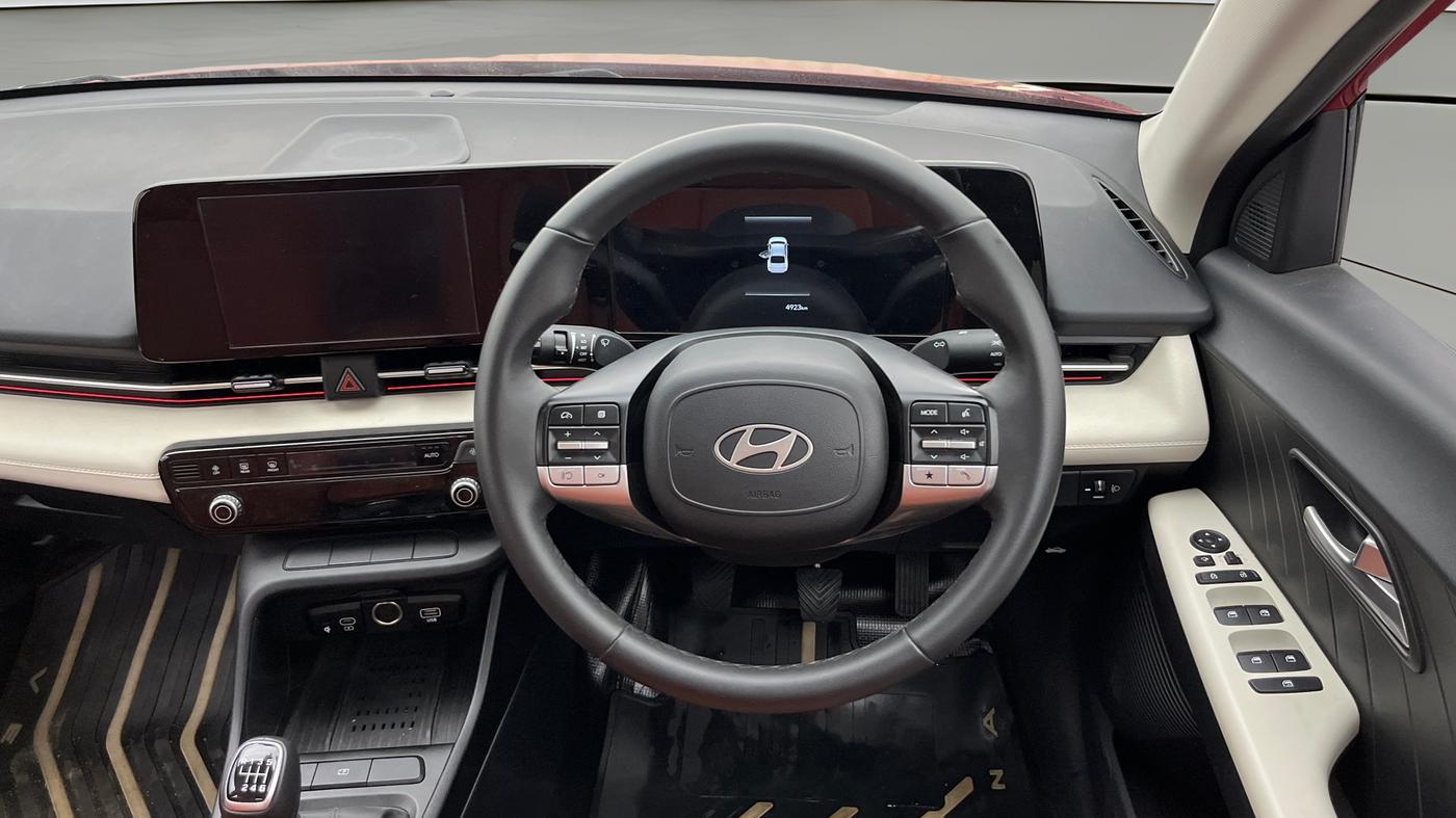 2025 Hyundai Verna SX 1.5 Turbo Petrol MT, Petrol, Manual, 4,922 km, Steering Wheel Close Up