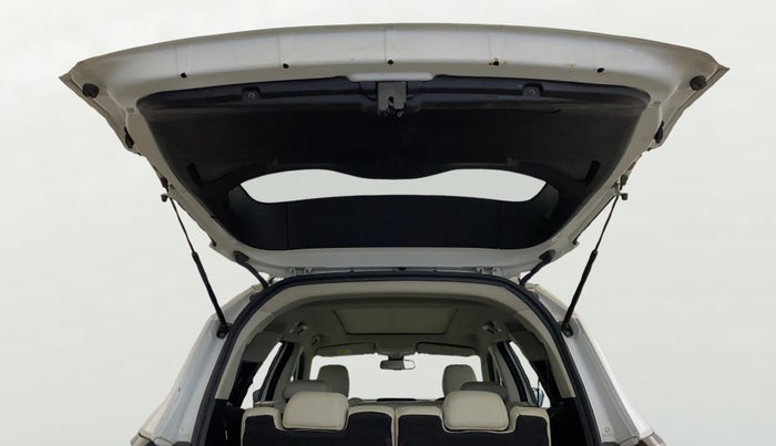 2022 Tata Safari XZ PLUS GOLD, Diesel, Manual, 47,279 km, Boot Door Open