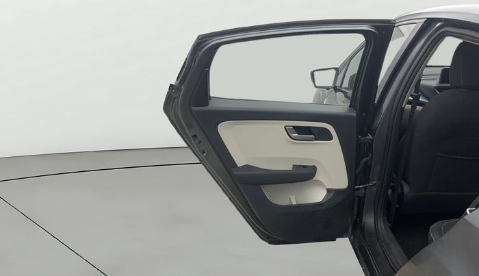 2021 Tata ALTROZ XZ PETROL, Petrol, Manual, 31,474 km, LHS Rear Door