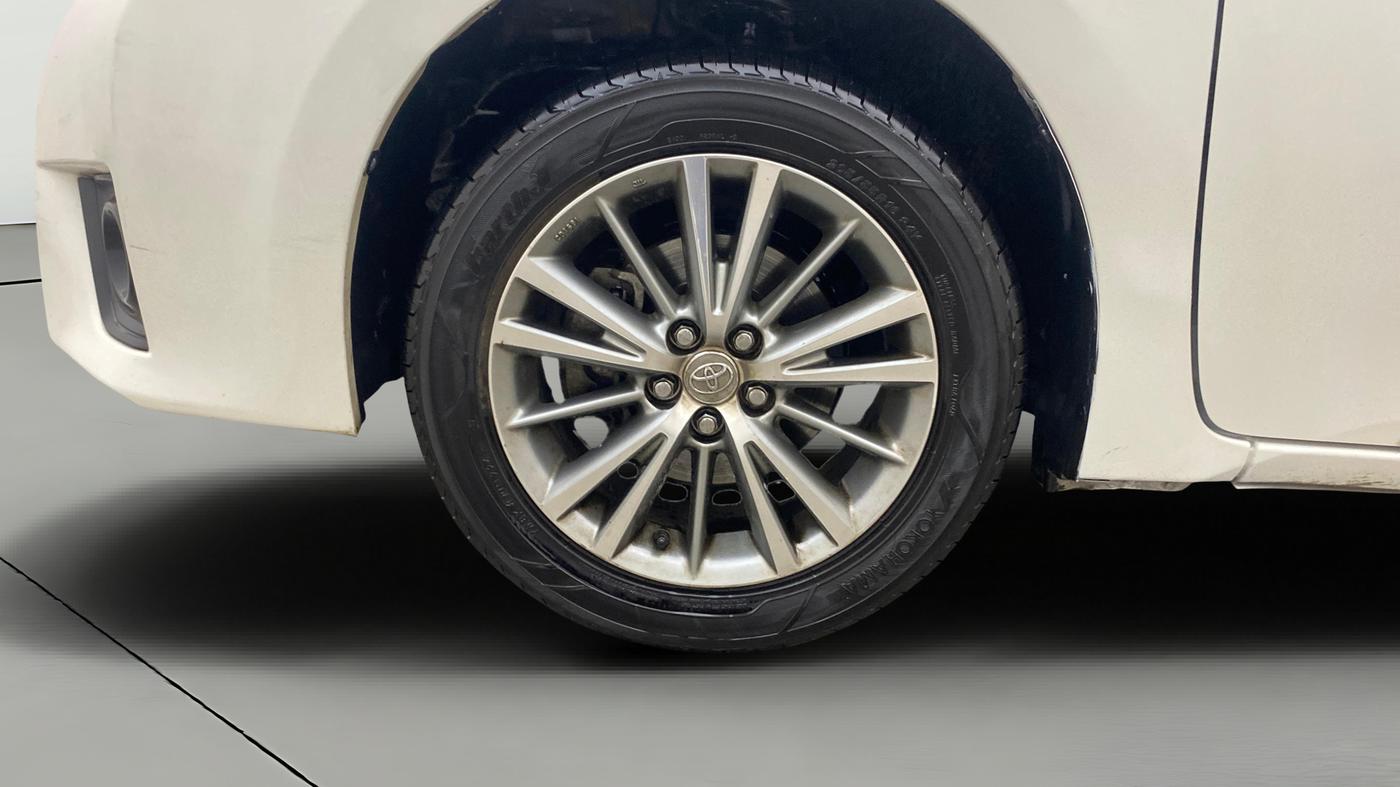 2015 Toyota Corolla Altis G PETROL, Petrol, Manual, 75,370 km, Left Front Wheel