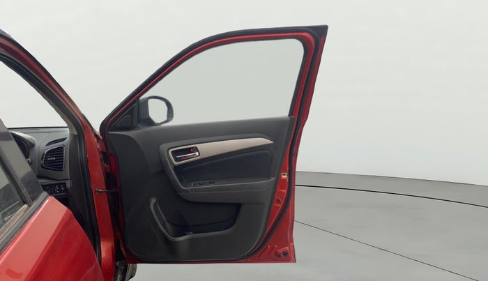 2016 Maruti Vitara Brezza ZDI PLUS DUAL TONE, Diesel, Manual, 36,733 km, RHS Front Door