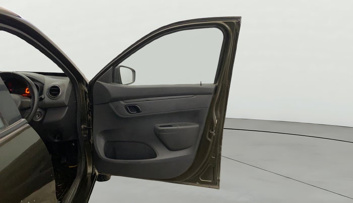 2016 Renault Kwid RXT 0.8, Petrol, Manual, 28,608 km, RHS Front Door