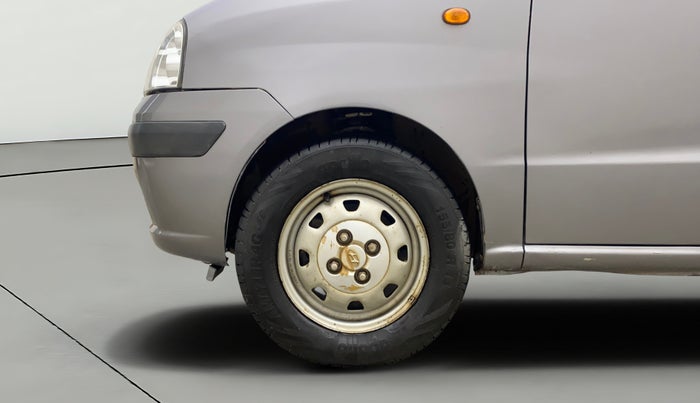 2012 Hyundai Santro Xing GL PLUS, Petrol, Manual, 66,990 km, Left Front Wheel