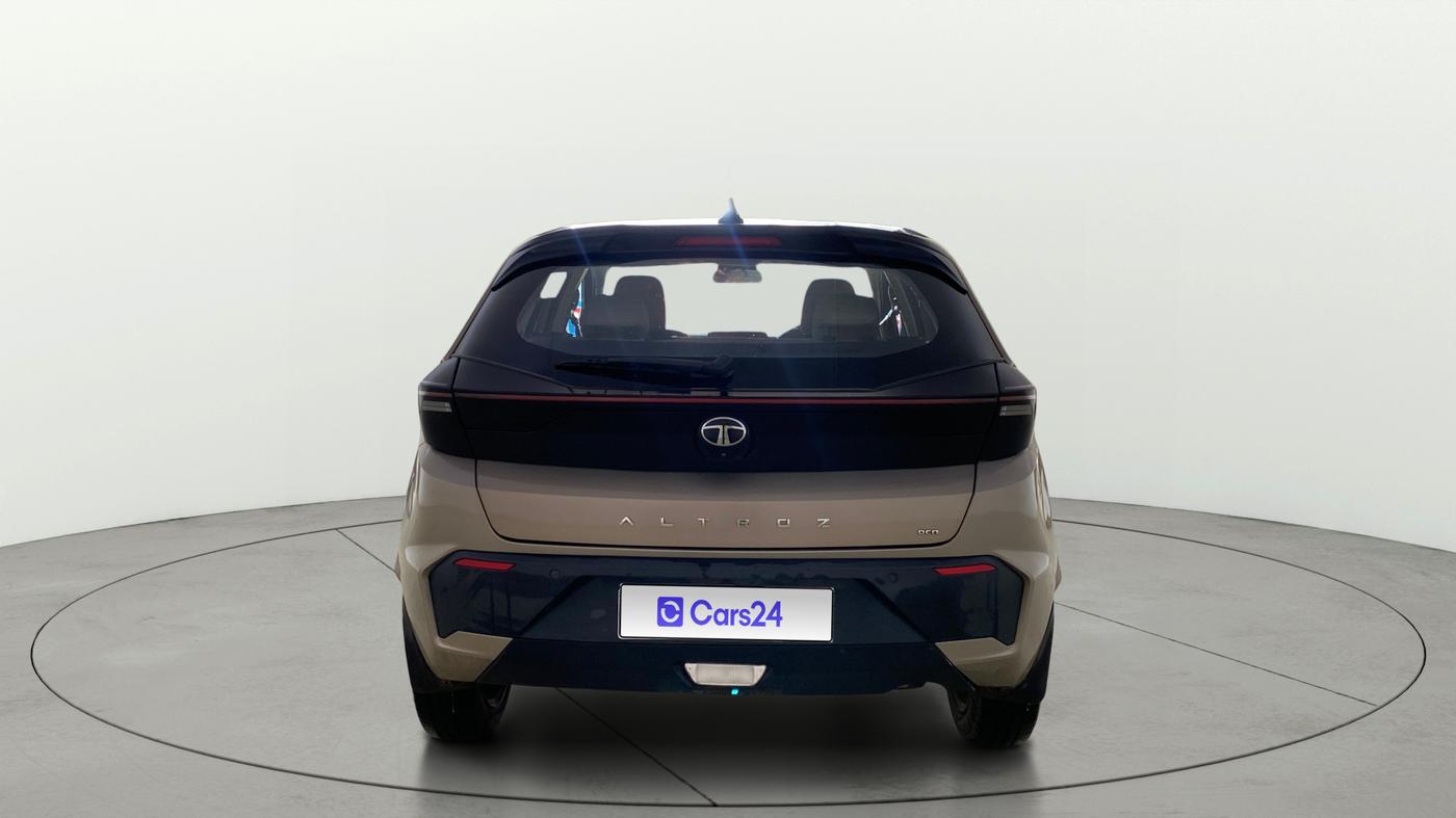 2025 Tata ALTROZ Accomplished Plus S Petrol 6DCT, Petrol, Automatic, 35,037 km, Back/Rear