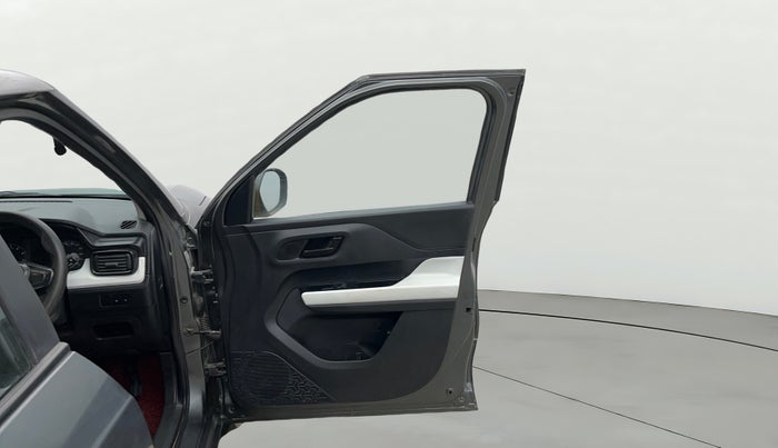 2023 Tata PUNCH PURE MT, Petrol, Manual, 69,618 km, RHS Front Door