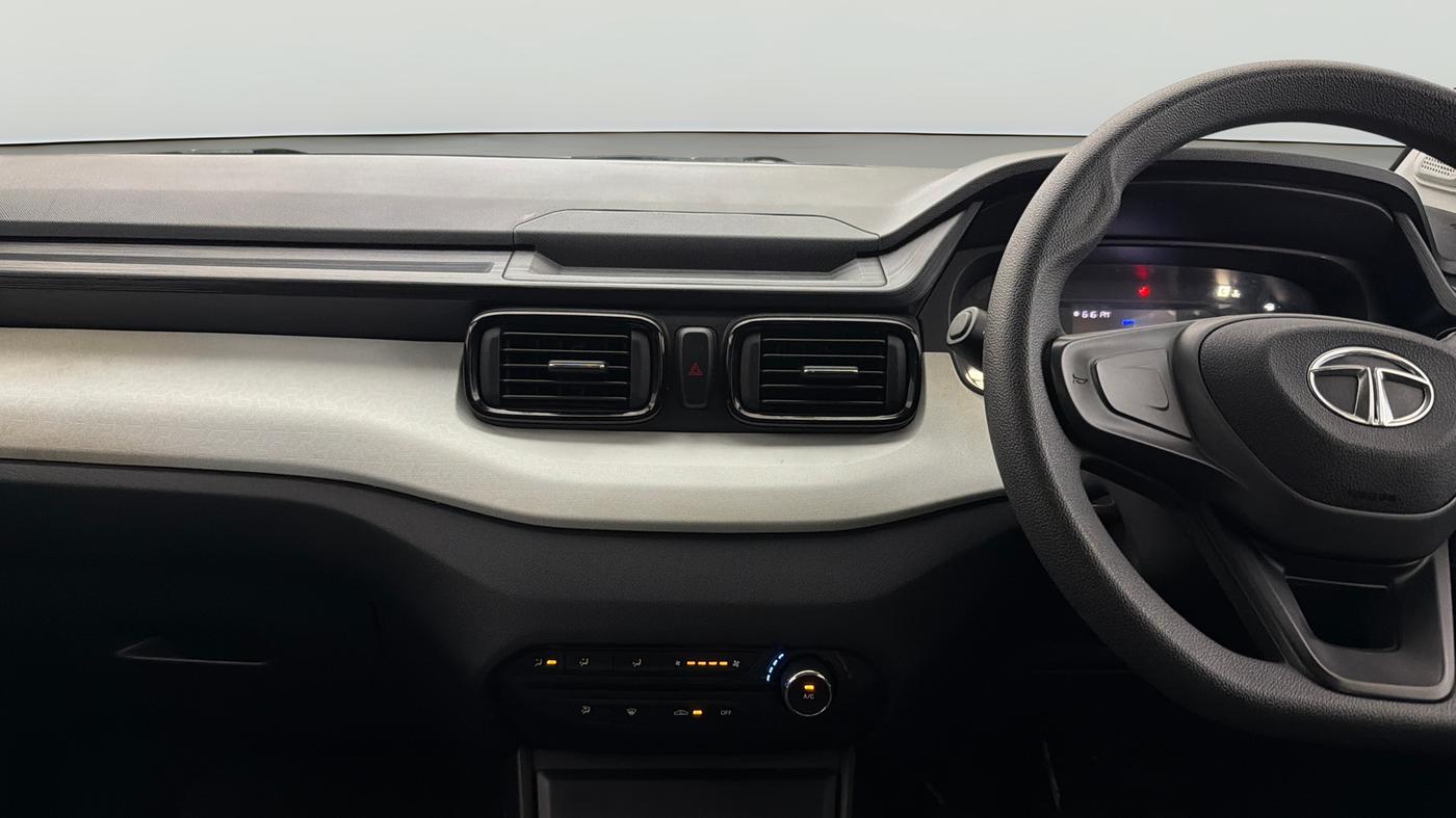 2023 Tata PUNCH PURE MT, Petrol, Manual, 3,338 km, Air Conditioner