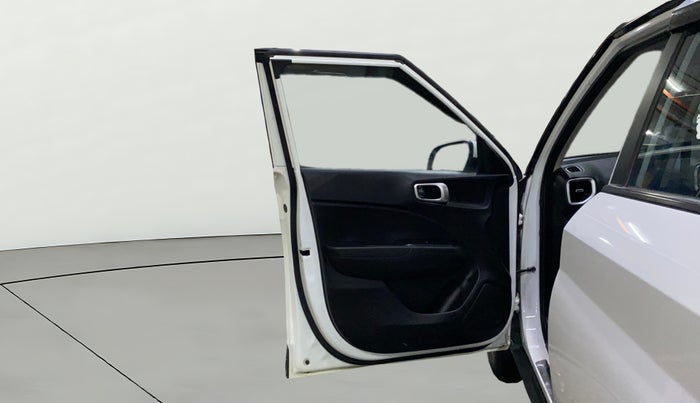 2021 Hyundai VENUE SX 1.0 TURBO IMT, Petrol, Manual, 37,303 km, LHS Front Door