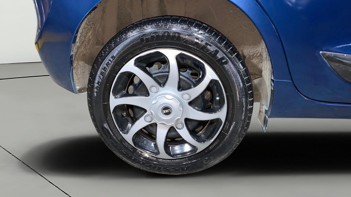 2018 Maruti Baleno DELTA PETROL 1.2, Petrol, Manual, 62,576 km, Right Rear Wheel