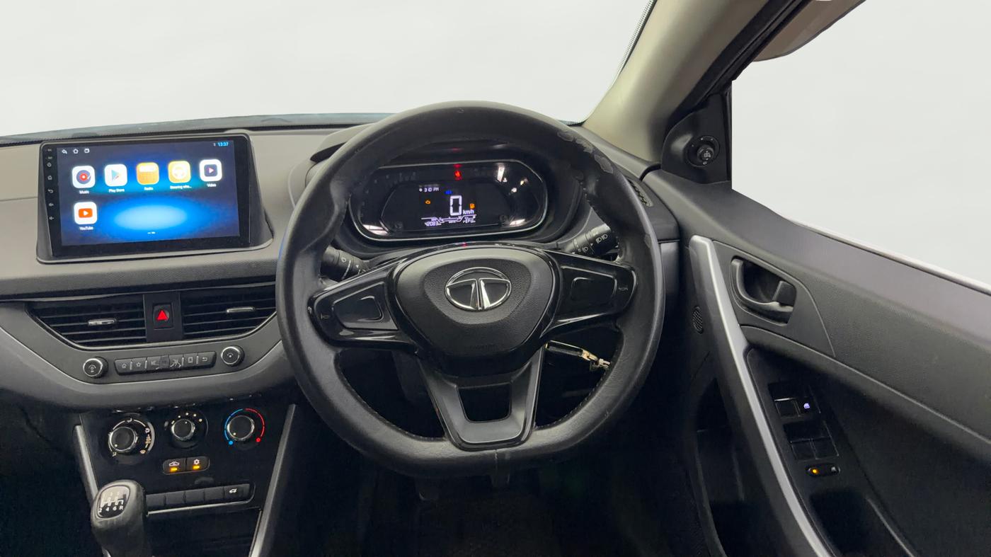 2022 Tata NEXON XE PETROL, Petrol, Manual, 42,073 km, Steering Wheel Close Up