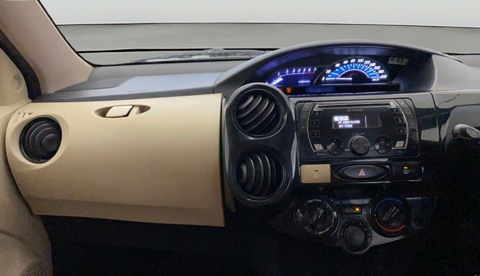 2019 Toyota Etios Liva V DUAL TONE, Petrol, Manual, 84,883 km, Air Conditioner