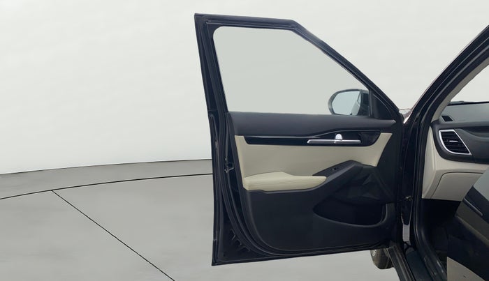 2020 KIA SELTOS HTX 1.5 PETROL, Petrol, Manual, 11,669 km, LHS Front Door