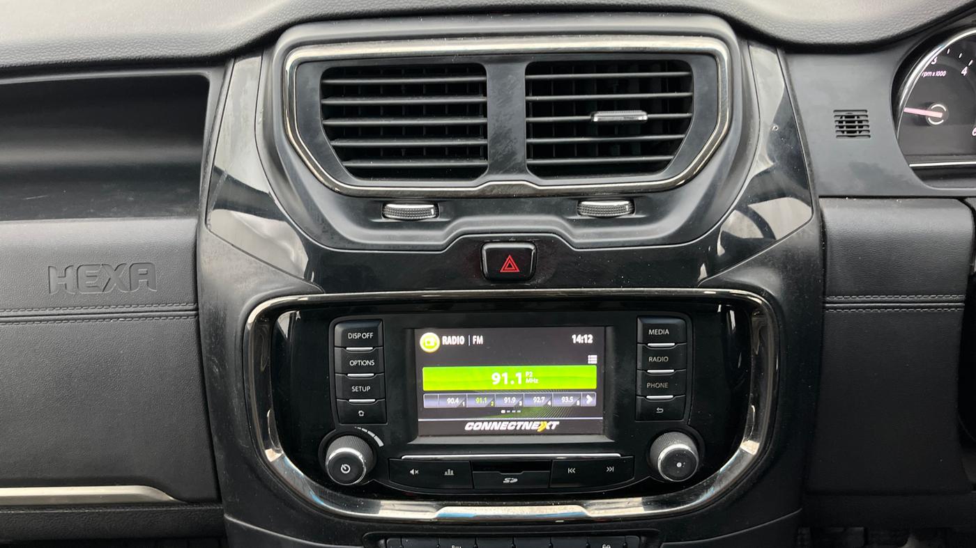 2018 Tata Hexa XM 4X2 7 STR, Diesel, Manual, 51,729 km, Air Conditioner