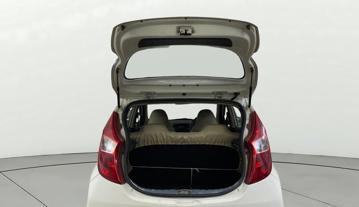 2016 Hyundai Eon SPORTZ, Petrol, Manual, 55,157 km, Boot Door Open