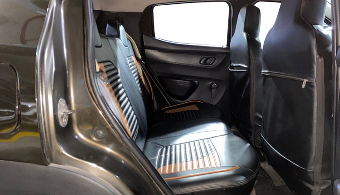 2019 Renault Kwid RXL, Petrol, Manual, 1,06,943 km, Right Side Rear Door Cabin