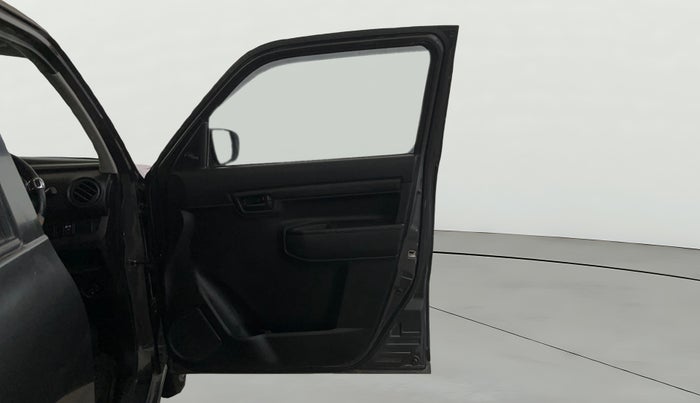 2022 Maruti S PRESSO VXI CNG, CNG, Manual, 14,594 km, RHS Front Door