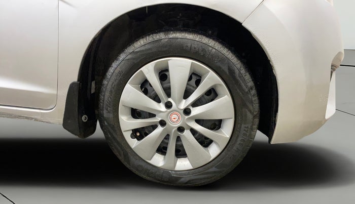 2016 Honda Jazz 1.2L I-VTEC SV, Petrol, Manual, 62,206 km, Right Front Wheel