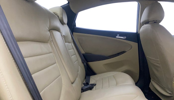 2014 Hyundai Verna FLUIDIC 1.6 VTVT SX, Petrol, Manual, 62,685 km, Right Side Rear Door Cabin