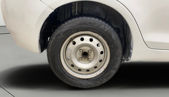 2013 Maruti Swift Dzire LXI, Petrol, Manual, 83,235 km, Right Rear Wheel