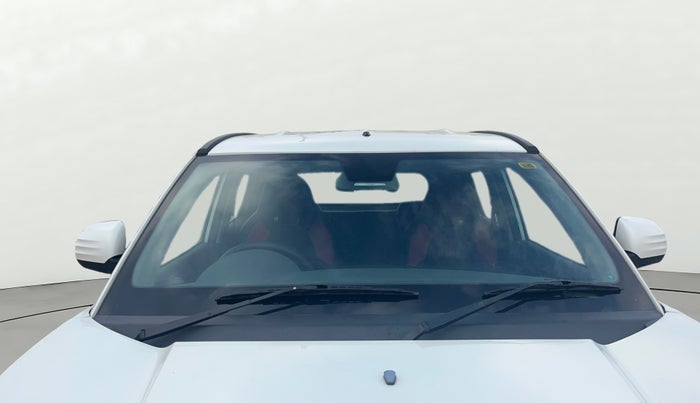 2018 Mahindra KUV 100 NXT K4+ P 6 STR, Petrol, Manual, 53,274 km, Front Windshield